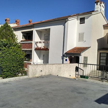 Apartment Natalia Pula Luaran gambar